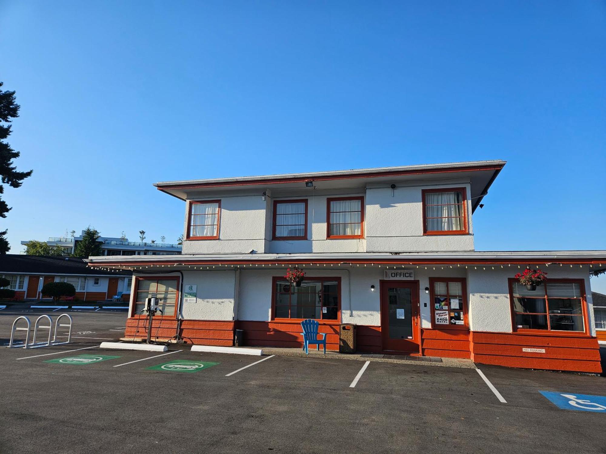 2400 Motel Vancouver Bagian luar foto